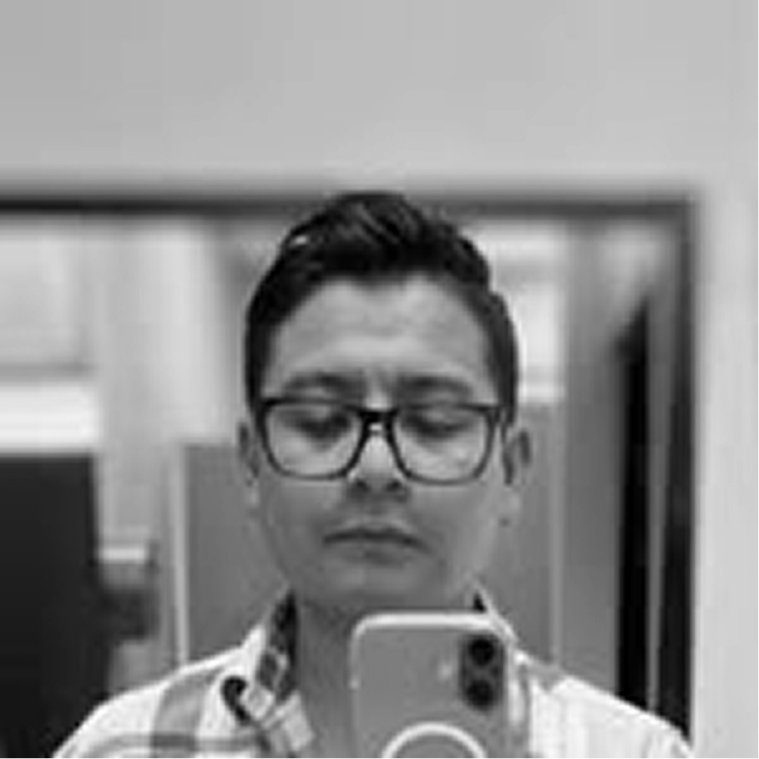 Lic. Víctor Ramos Vázquez — Funcionario de Recursos Materiales